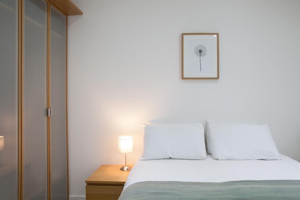 Victoria Station Apartment London Exteriör bild