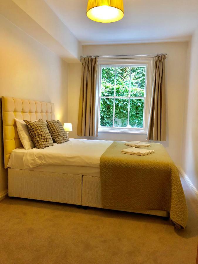 Victoria Station Apartment London Exteriör bild