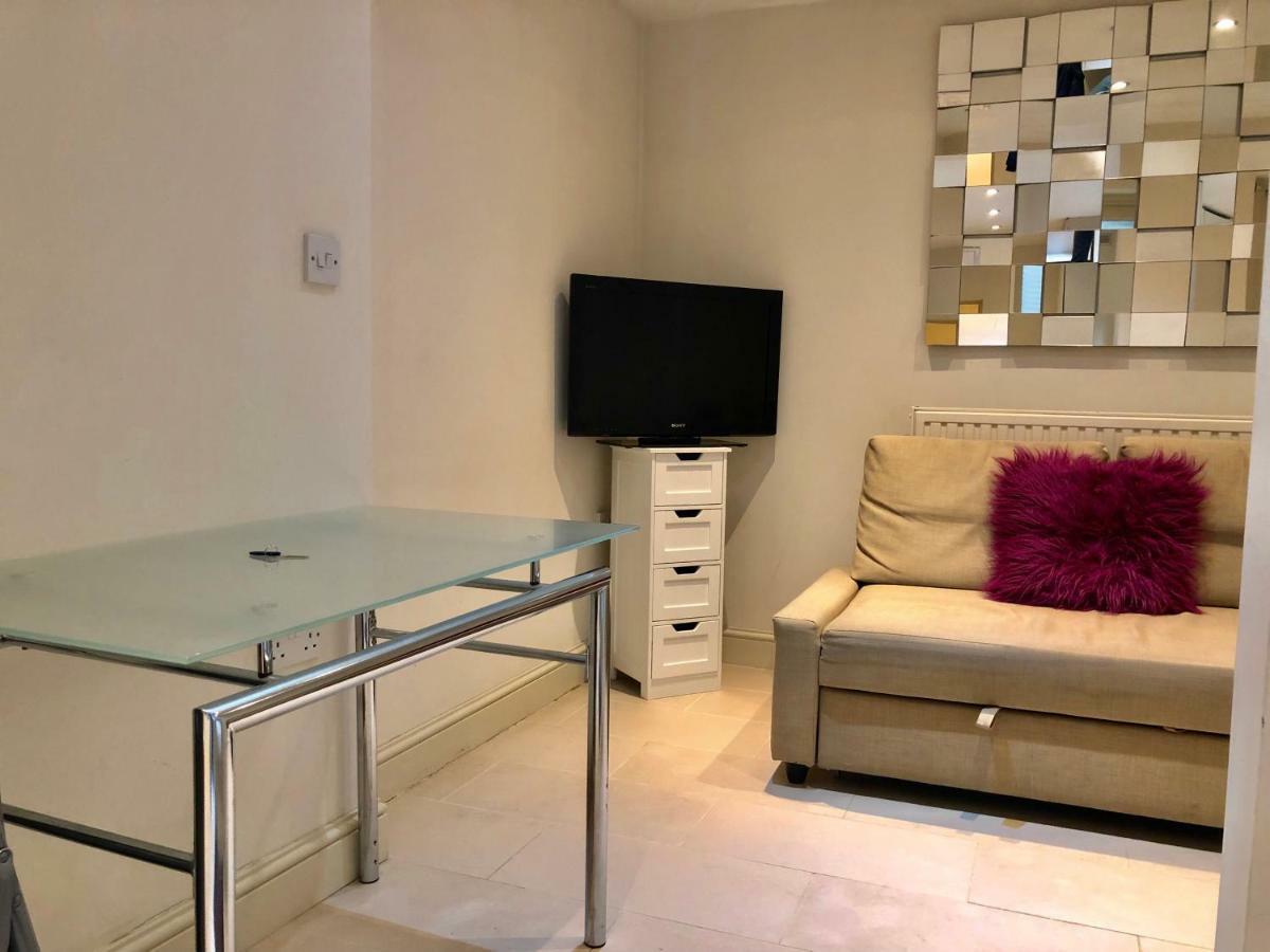 Victoria Station Apartment London Exteriör bild
